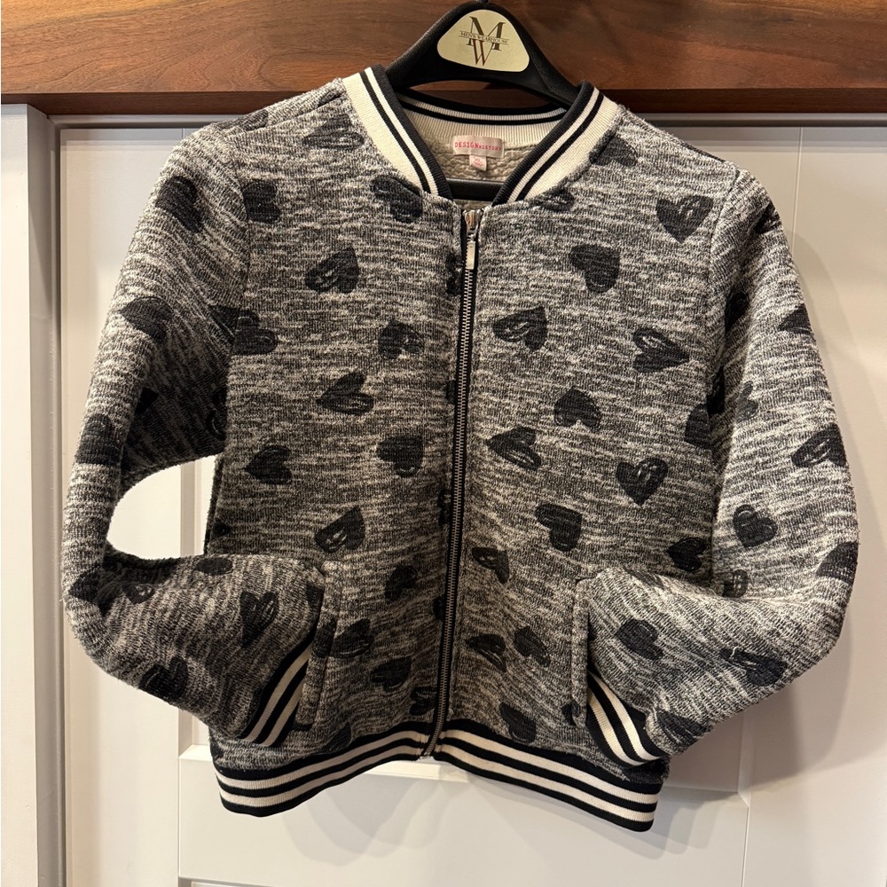 Design History Gray and Black Heart Pattern Kids Jacket